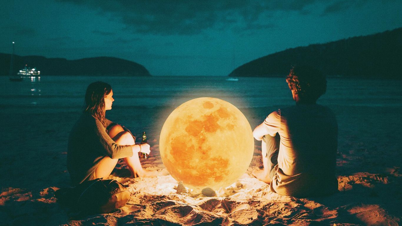 Esta Luna nueva en virgo d3el 3 de septiembre te trae un nuevo inicio en tu relacion y te dice sana tu relación y crea un nuevo inicio